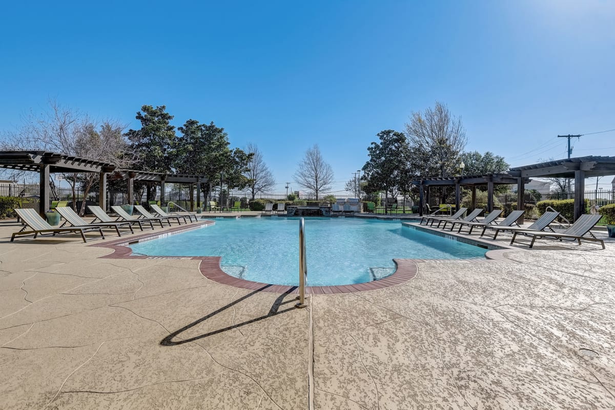 Photos and Video of Skyview West Apartments in Fort Worth, TX